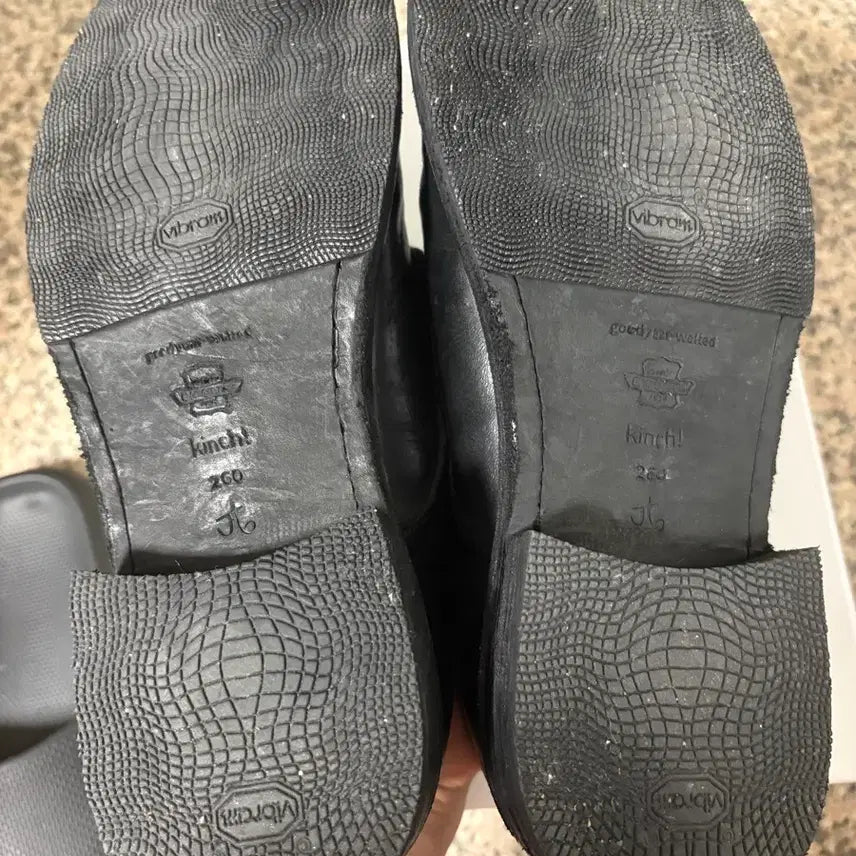 [SOLD OUT] 킨치 BRUTAL - 649 (a) VIBRAM 260 사이즈 팝니다