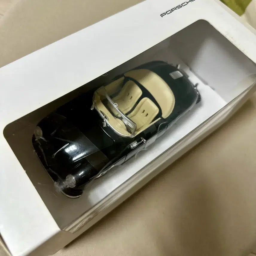 [SOLD OUT] 포르쉐 356A 스피드스터 모형 자동차 다이캐스트 모델카