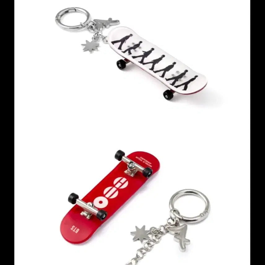 [BUNJANG] BTS World Tour Skateboard Keychain - White / BTS 월드투어 스케이트보드 키링 _ 화이트