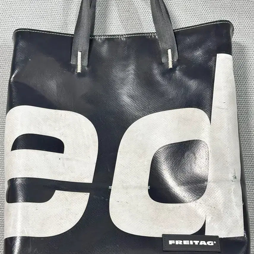 [SOLD OUT] 프라이탁 리랜드