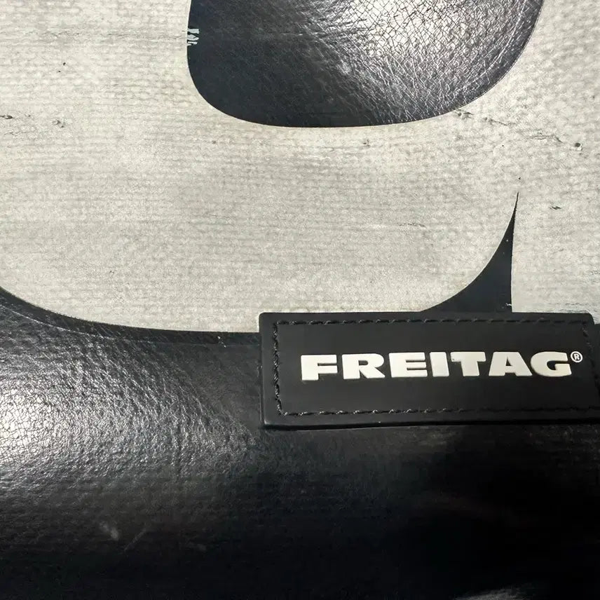 [SOLD OUT] 프라이탁 리랜드