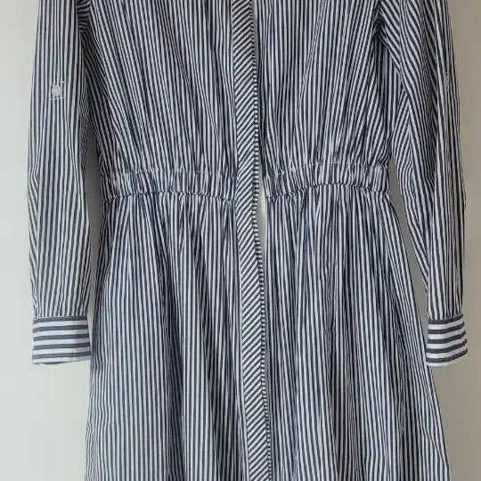 [SOLD OUT] 블룸스버리 런던 풀오픈 면혼방 원피스
