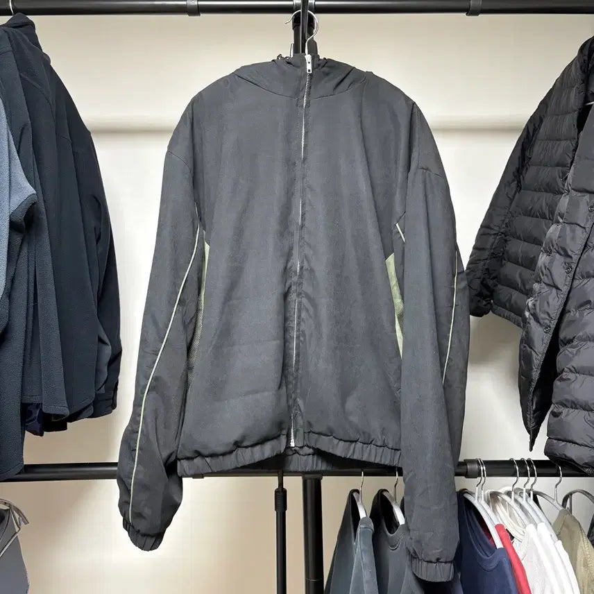 [BUNJANG] Yard Sale LUNA SHELL TRACK JACKET (Black) / 야드세일 LUNA SHELL TRACK JACKET (BLACK)