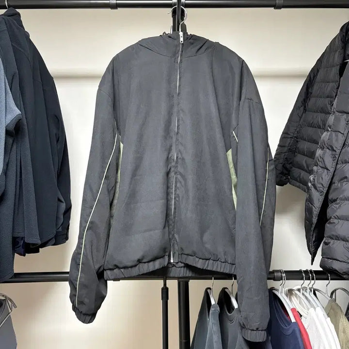 [BUNJANG] Yard Sale LUNA SHELL TRACK JACKET (Black) / 야드세일 LUNA SHELL TRACK JACKET (BLACK)