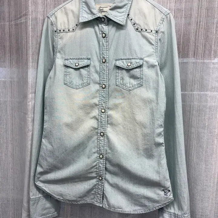[BUNJANG] American Eagle Studded Western Light Blue Shirt / 아메리칸 이글 스터드 웨스턴 연청 셔츠 American Eagle