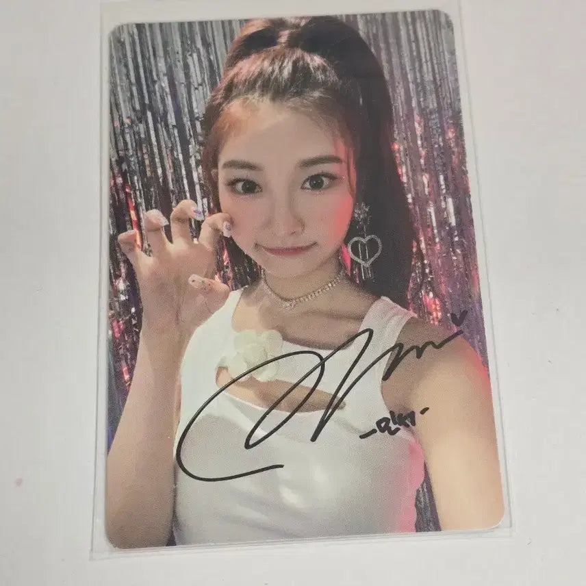 [SOLD OUT] wooah 우아 민서 싸인 포카 포토카드 양도