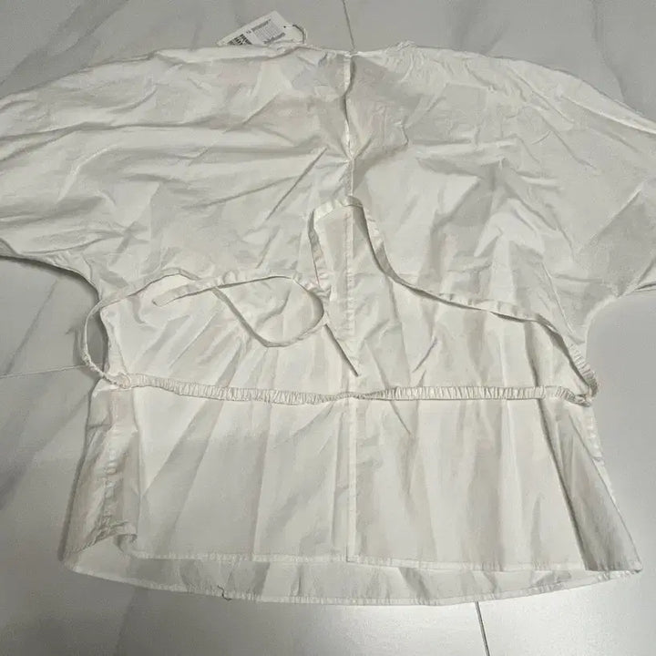 [BUNJANG] COS Belted Puff Sleeve Blouse / 코스 벨티드 퍼프 슬리브 블라우스 34