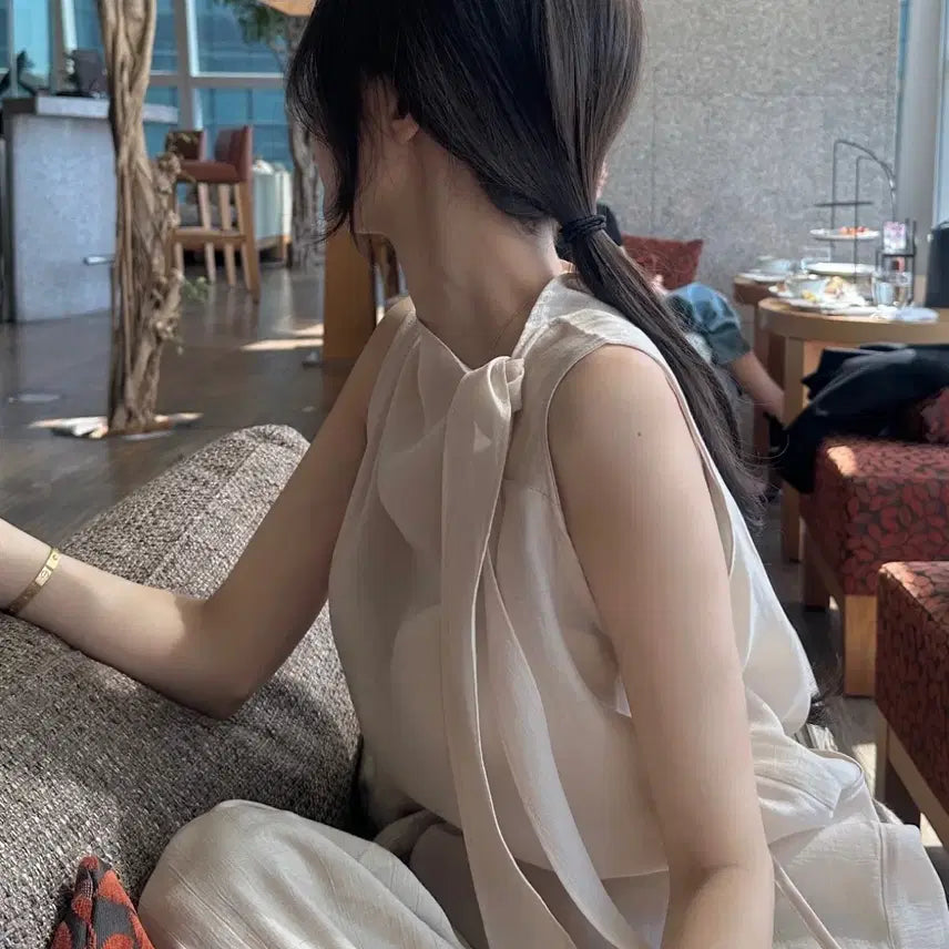 [BUNJANG] Vividvely Beige Tie Blouse / 여신룩.. 새상품 VIVIDVELY 타이 블라우스