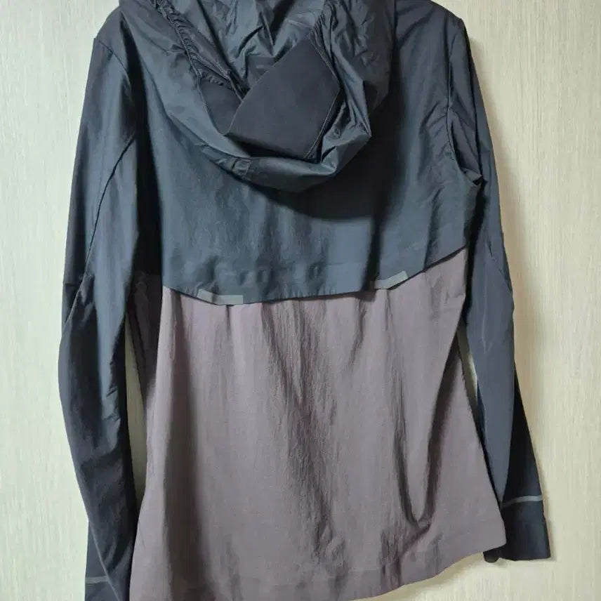 [SOLD OUT] 온러닝 웨더재킷 자켓 바람막이 져지 스몰