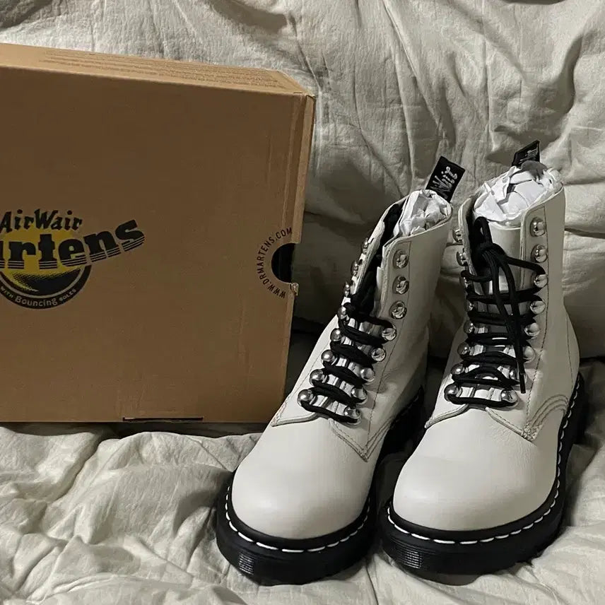 [BUNJANG] Dr. Martens Pascal Virginia 1460 Boots / 닥터마틴 파스칼 버지니아 1460