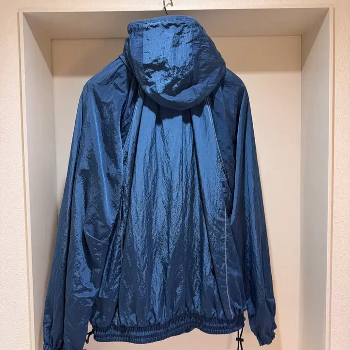 [SOLD OUT] 아더에러 스컬프처 로고 트랙 집업