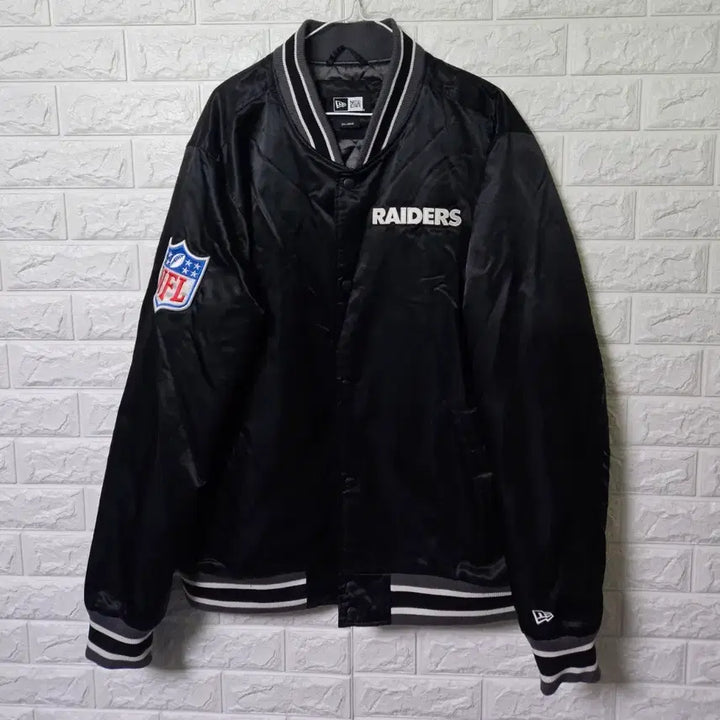 [BUNJANG] New Era Las Vegas Raiders Varsity Jacket / 뉴에라 NFL 레이더스 바시티자켓 판매합니다