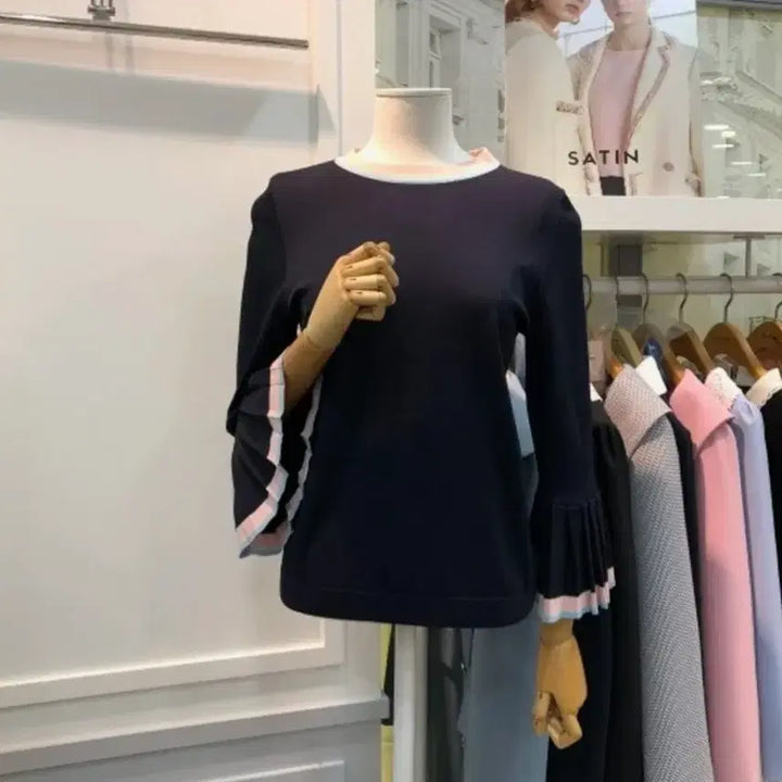 [BUNJANG] Satin Pleated Sleeve Knit Top / SATIN 주름소매 니트