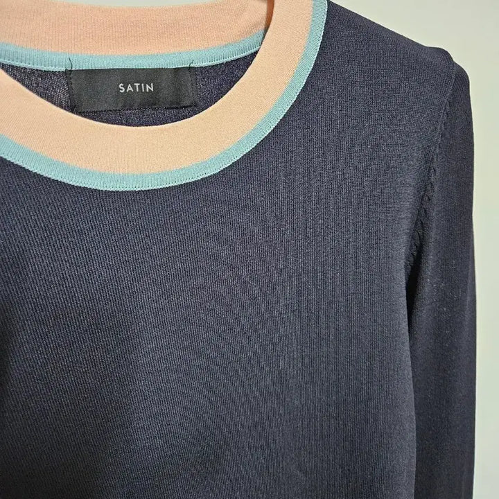 [BUNJANG] Satin Pleated Sleeve Knit Top / SATIN 주름소매 니트