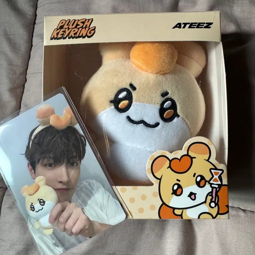 [SOLD OUT] 미아티즈 홍요 플러쉬키링 인형 + 포카