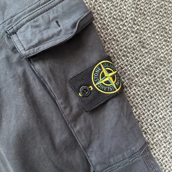 [BUNJANG] Stone Island Cargo Pants / 스톤아일랜드 카고 팬츠