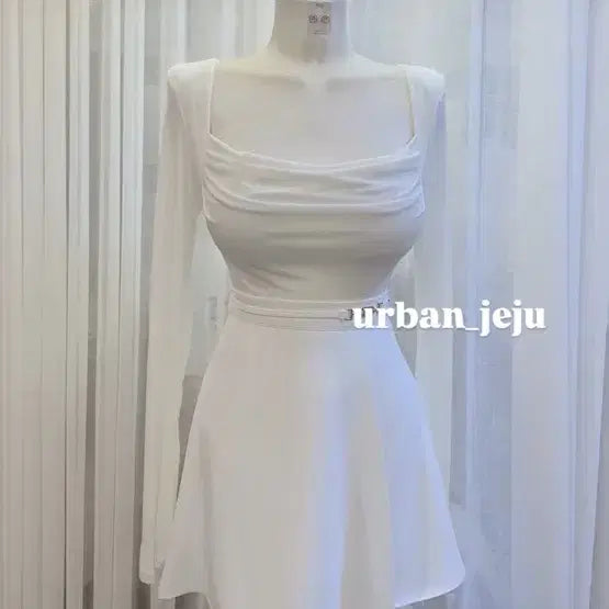 [BUNJANG] Imported Blouse - White Top / (수입의류) 상의만 판매 시착안한 새상품입니다
