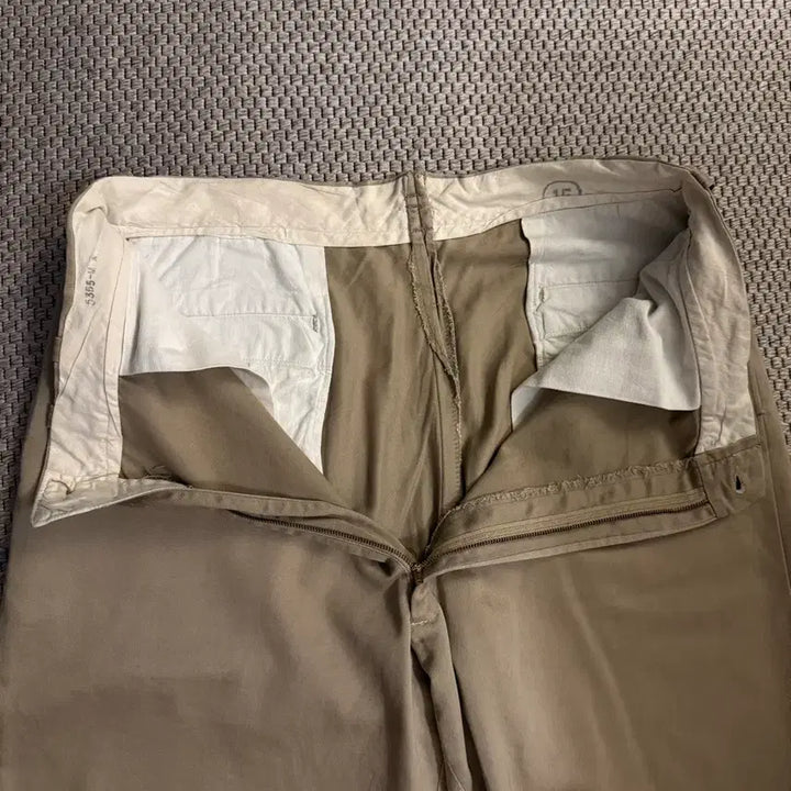 [BUNJANG] Officer Chino Trousers / 40s 오피서 치노
