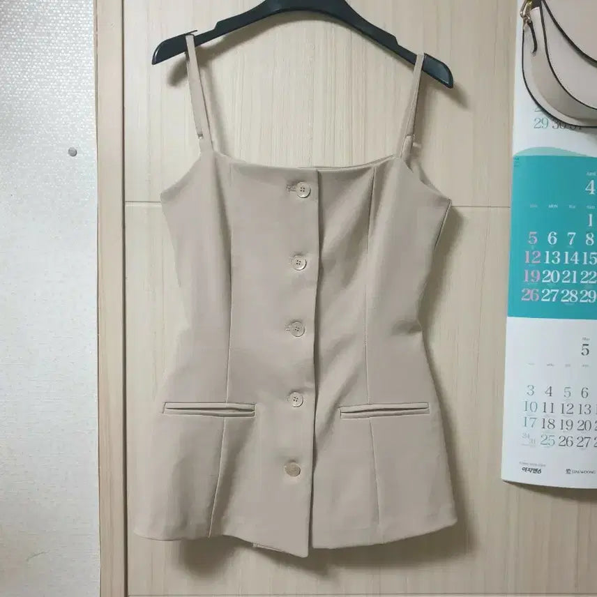 [BUNJANG] COZCAT Bustier Top / COZCAT 뷔스티에 탑