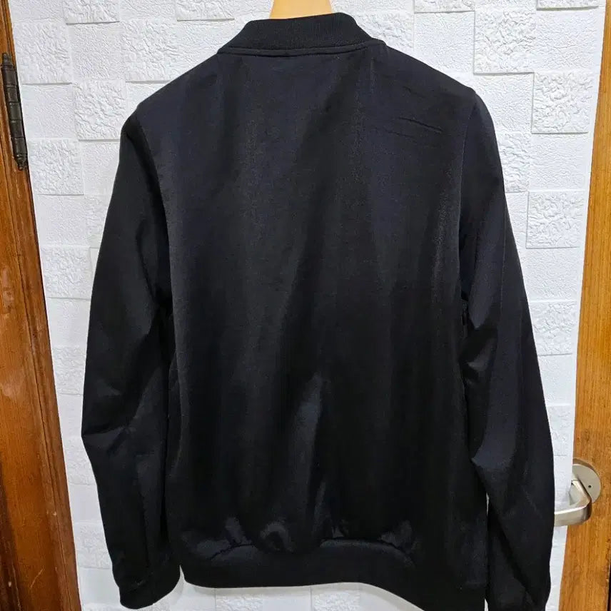 [SOLD OUT] 아디다스 블랙 트랙 자켓 져지