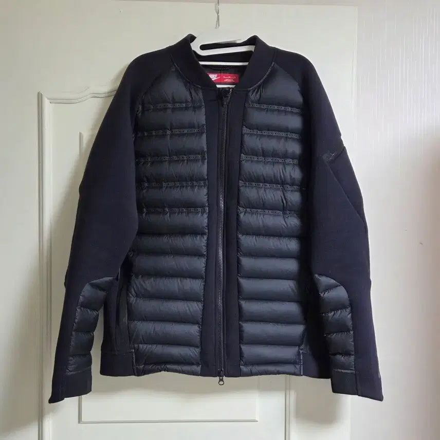 [SOLD OUT] 나이키 테크팩 에어로로프트 자켓
