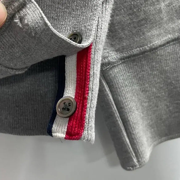 [SOLD OUT] 톰브라운 사선 라운드 맨투맨