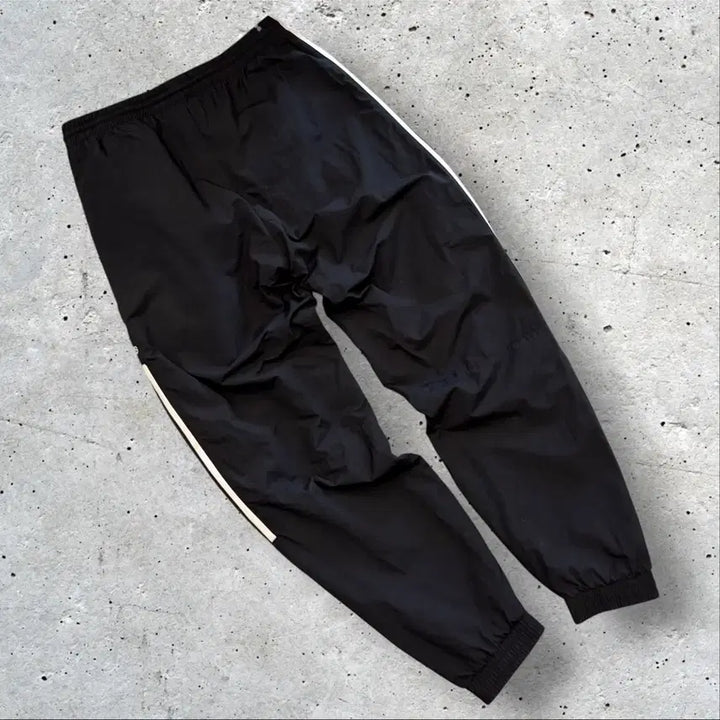 [BUNJANG] Adidas Lock Up Three-Stripe Training Pants Black / [L] 아디다스 락업 삼선 트레이닝 바지 팬츠 블랙 D727