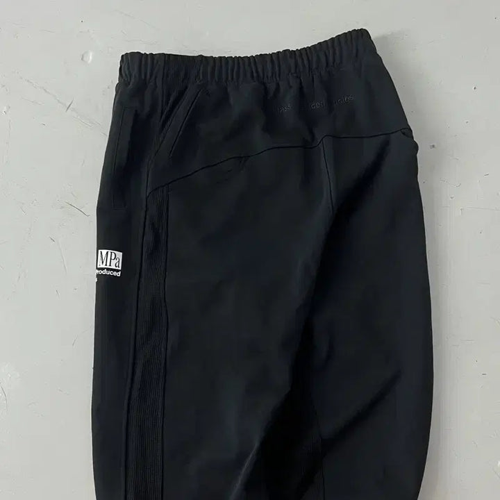 [SOLD OUT] 플라스틱프로덕트 MPa CONTRAST SWEATPANTS (BLACK)