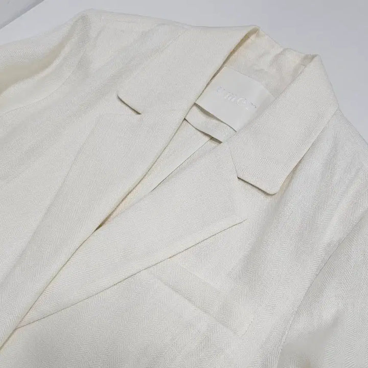 [SOLD OUT] 유메르 아이보리 린넨 자켓