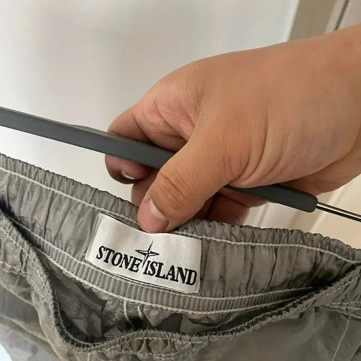 [BUNJANG] Stone Island Nylon Jogger Pants (Size 29) / 스톤아일랜드 나일론 조거팬츠 29사이즈