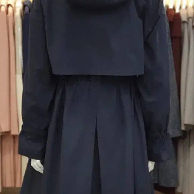 [SOLD OUT] 지고트 플레어 후드 트렌치 코트 새제품