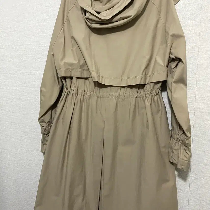 [SOLD OUT] 지고트 플레어 후드 트렌치 코트 새제품