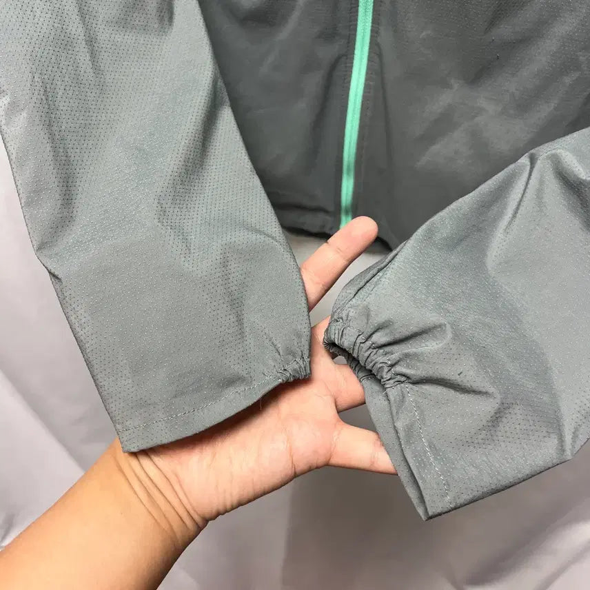 [SOLD OUT] [정품/M] 나이키 리펠UV 윈드러너 런닝 스우시 민트 바람막이