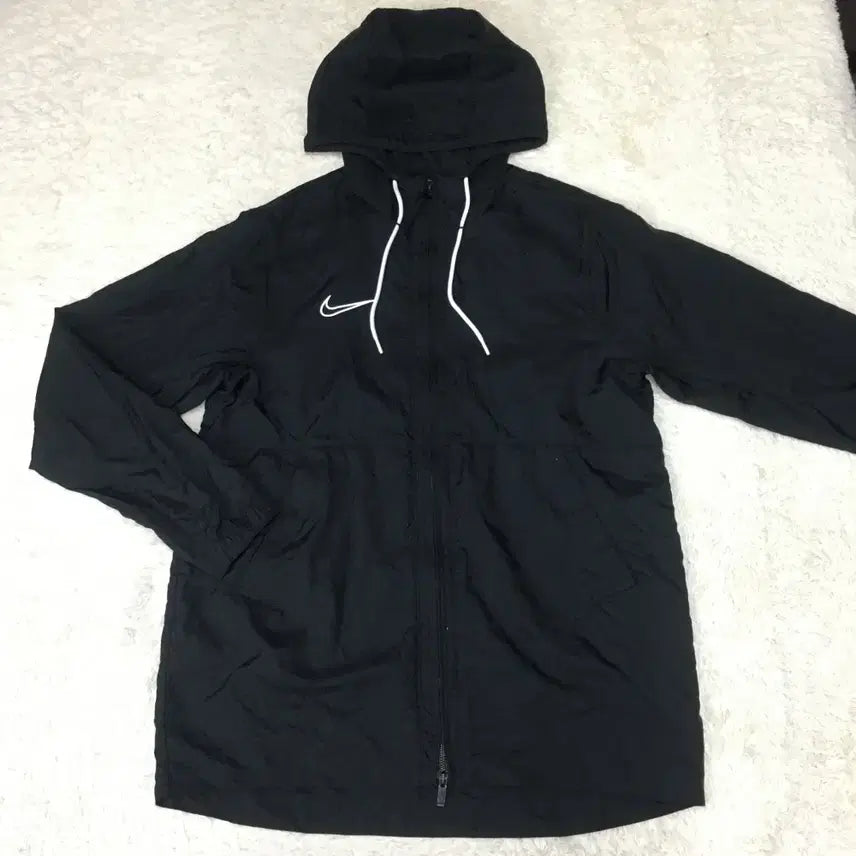 [SOLD OUT] 나이키 바람막이자켓 만원샵 DD16