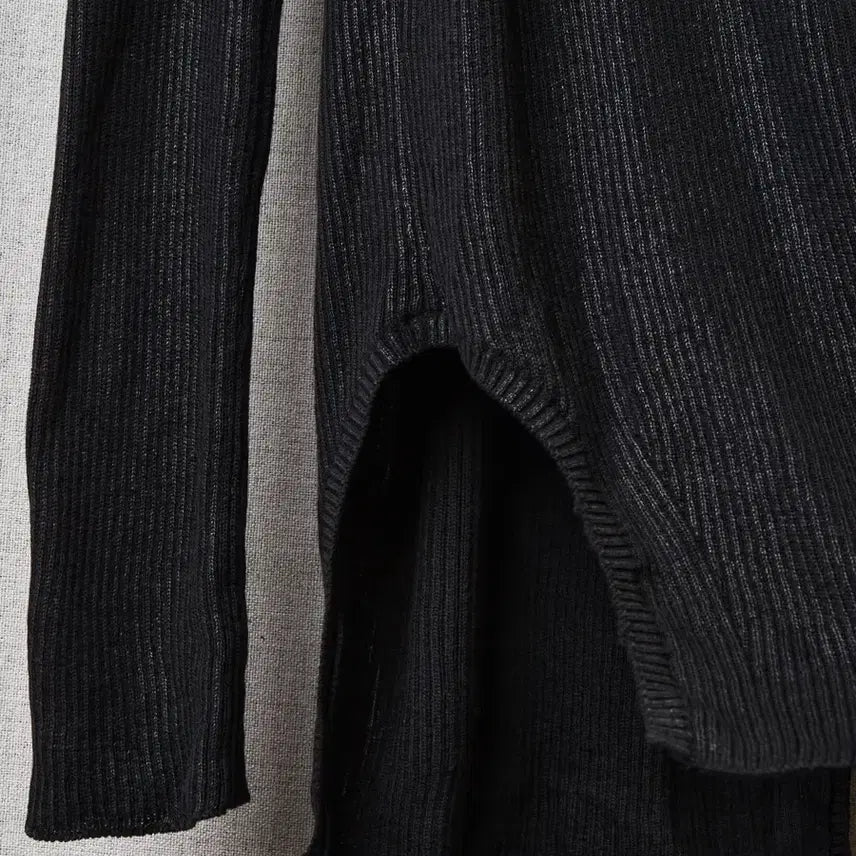 [BUNJANG] Julius FW2024 Coated Wool Knit Top / Julius FW2024 코팅 울 니트 탑