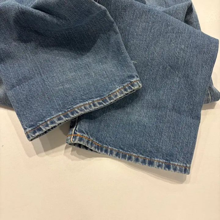 [SOLD OUT] [32x33] 리바이스 501 오리지널 데님 팬츠 청바지 D736