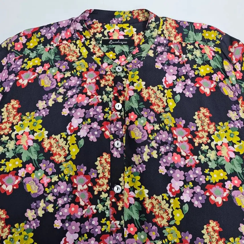 [BUNJANG] Vicolique Floral Rayon Blouse / 비꼴리끄  플라워 레이온 블라우스