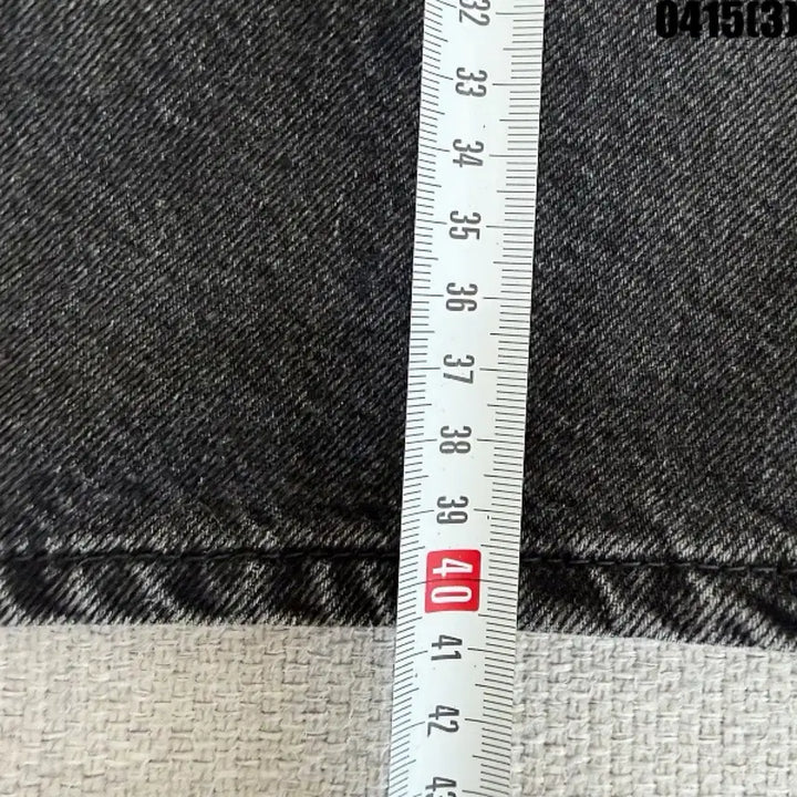 [BUNJANG] ZARA Black Denim Shorts / 4 자라 블랙 데님 반바지 숏팬츠 0415(3)