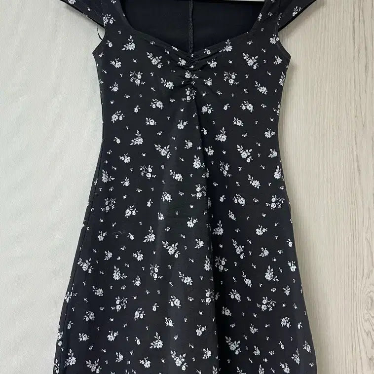 [BUNJANG] H&amp;M Floral Dress / H&amp;M 플라워 원피스