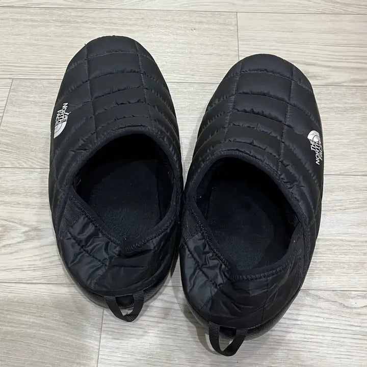 [SOLD OUT] 노스페이스 패딩 슬리퍼 뮬