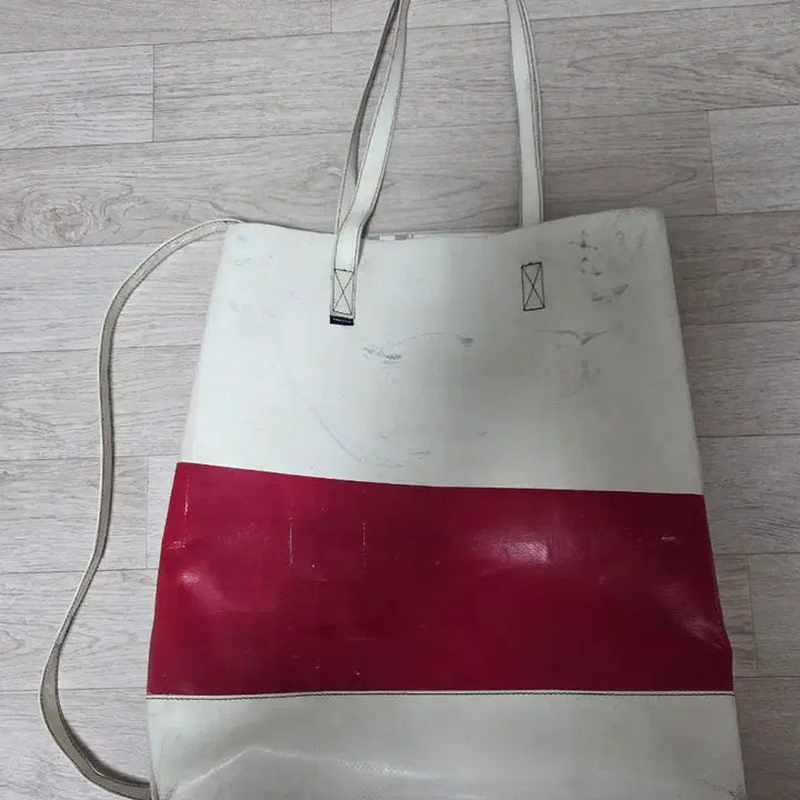 [SOLD OUT] 프라이탁 줄리엔 가방