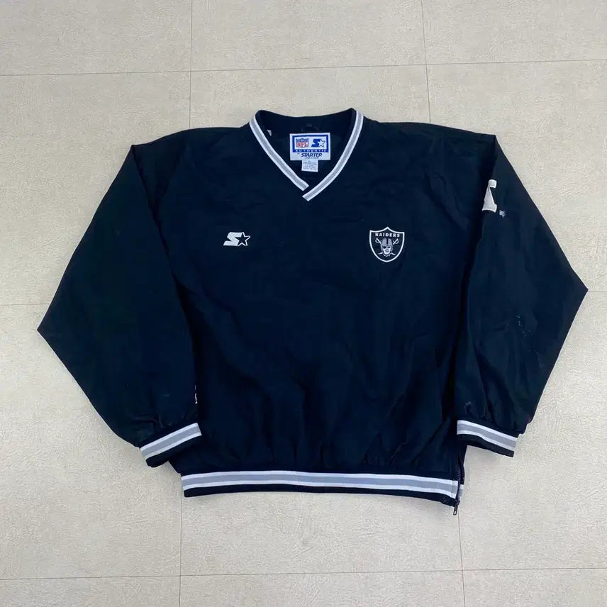 [BUNJANG] Starter Oakland Raiders Big Logo Pullover Warm-up (110) / 90s 스타터 오클랜드 레이더스 빅로고 풀오버 웜업 (110)