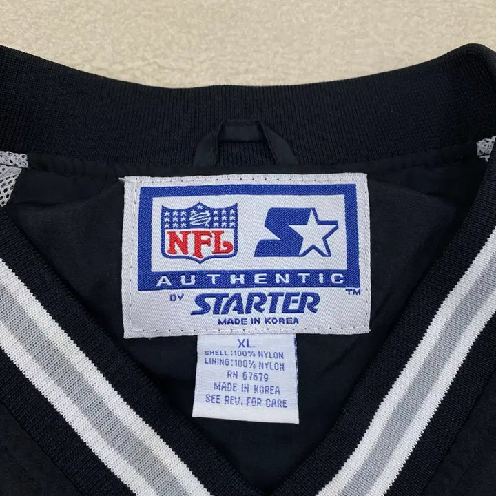 [BUNJANG] Starter Oakland Raiders Big Logo Pullover Warm-up (110) / 90s 스타터 오클랜드 레이더스 빅로고 풀오버 웜업 (110)