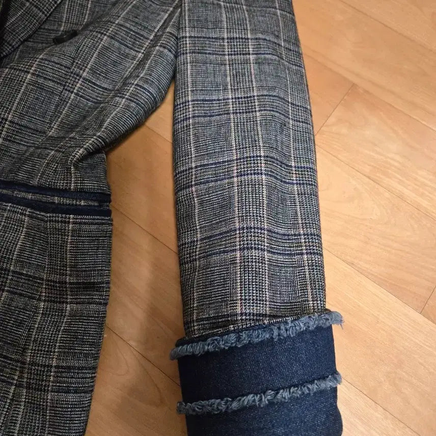 [BUNJANG] Double Button Check Denim Jacket / 체크 더블 버튼 자켓 데님 포인트