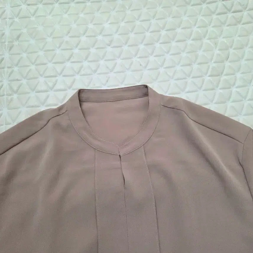[SOLD OUT] 66~77 새상품 여성 블라우스 정장 오피스룩 여자 95~100 새제품
