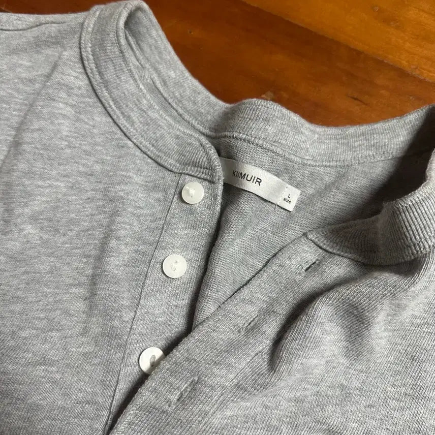 [SOLD OUT] 키뮤어 헤비 코튼 롤업 헨리넥 반팔 티셔츠