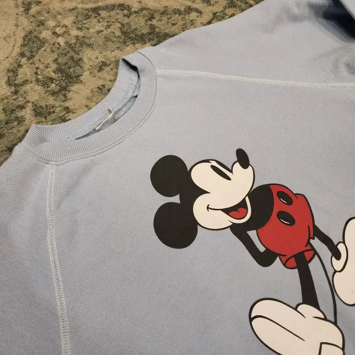 [SOLD OUT] 90s 디즈니 미키 스웻셔츠