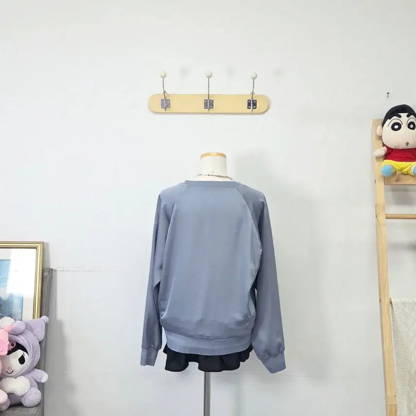 [SOLD OUT] 빈티지 만원샵 블루 실크 맨투맨