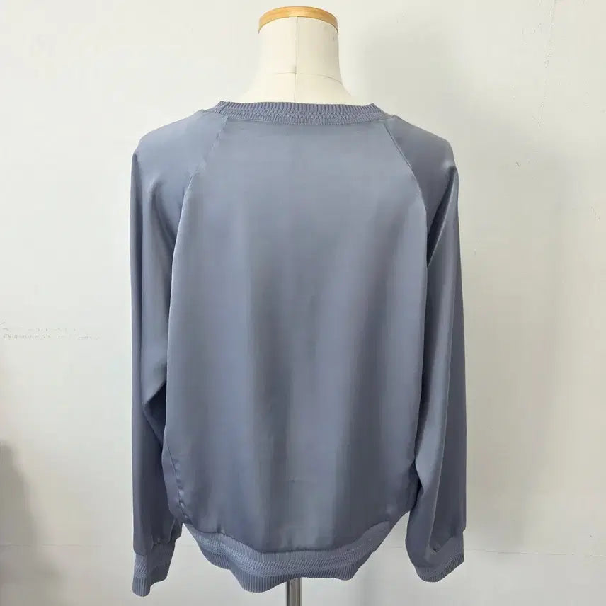 [SOLD OUT] 빈티지 만원샵 블루 실크 맨투맨