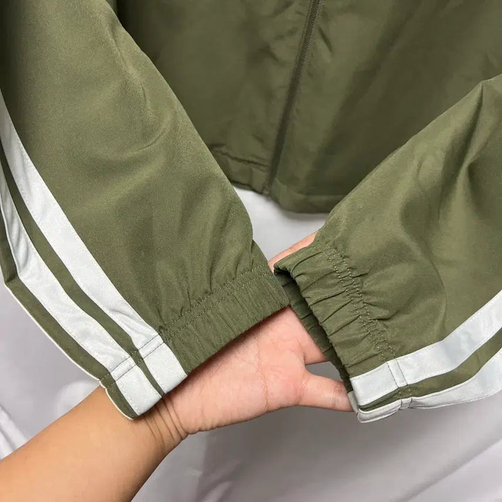 [SOLD OUT] [정품/L] 아디다스 삼선 3s 윈드브레이커 카키 우븐 바람막이